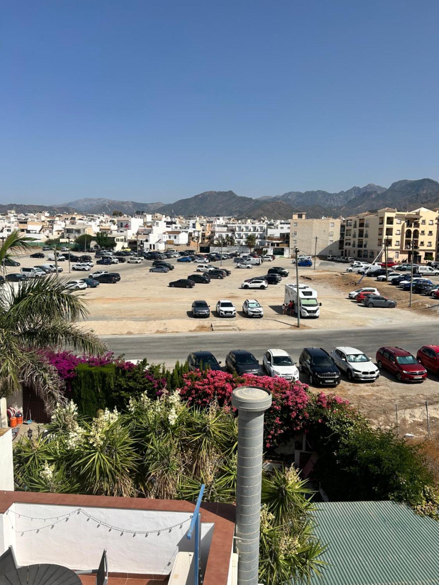 Numali Apartamento Nerja Bagian luar foto