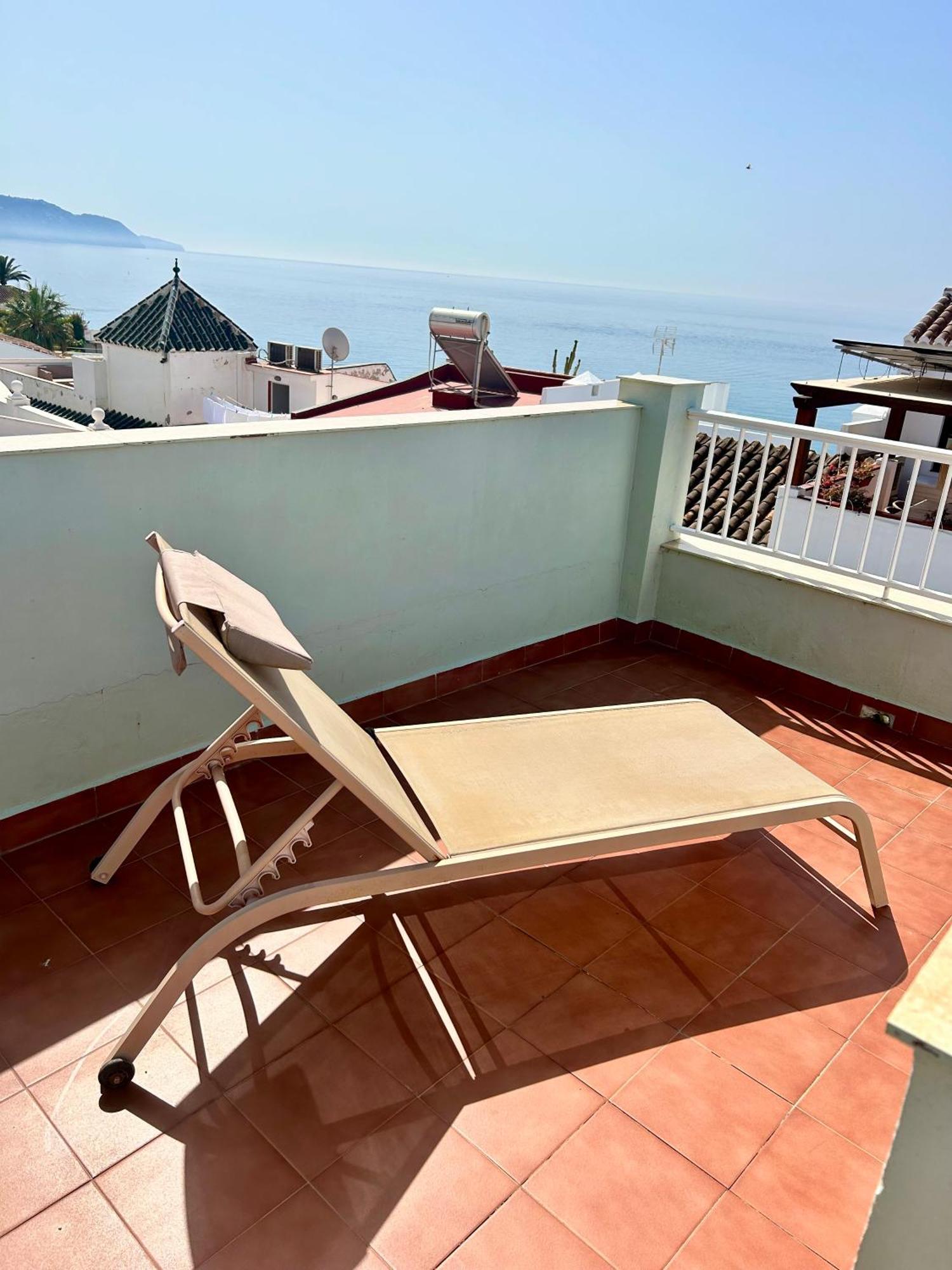 Numali Apartamento Nerja Bagian luar foto