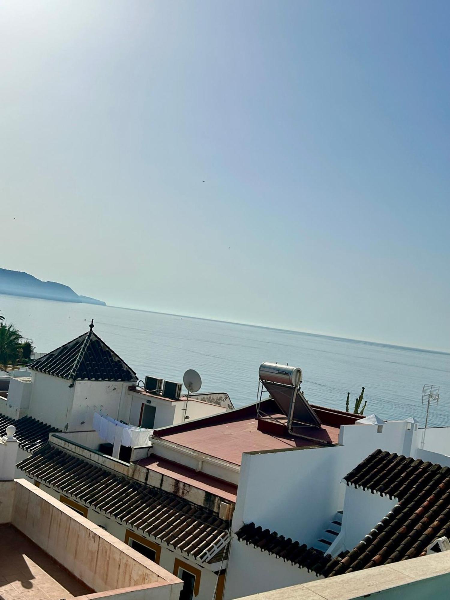 Numali Apartamento Nerja Bagian luar foto
