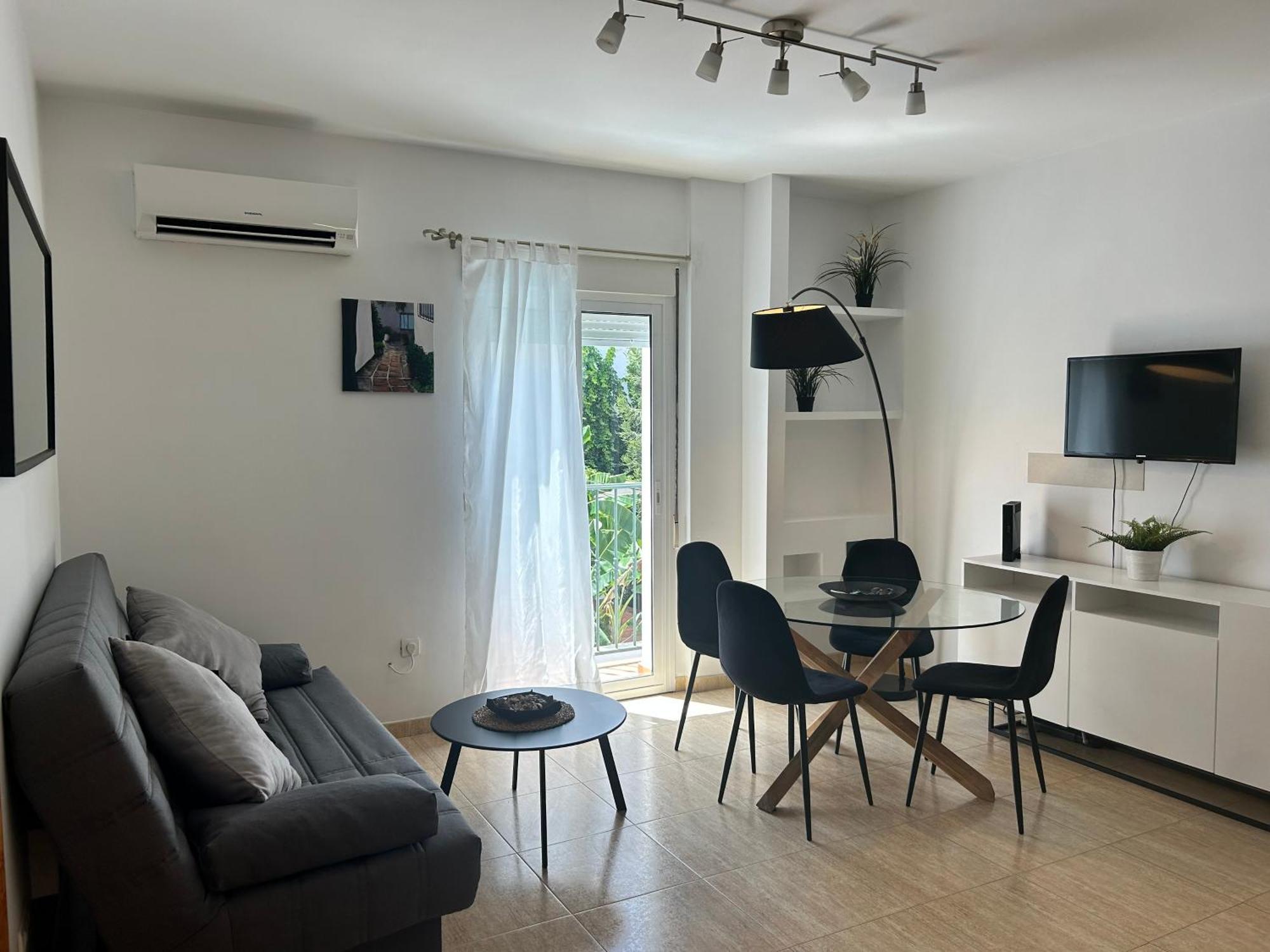 Numali Apartamento Nerja Bagian luar foto