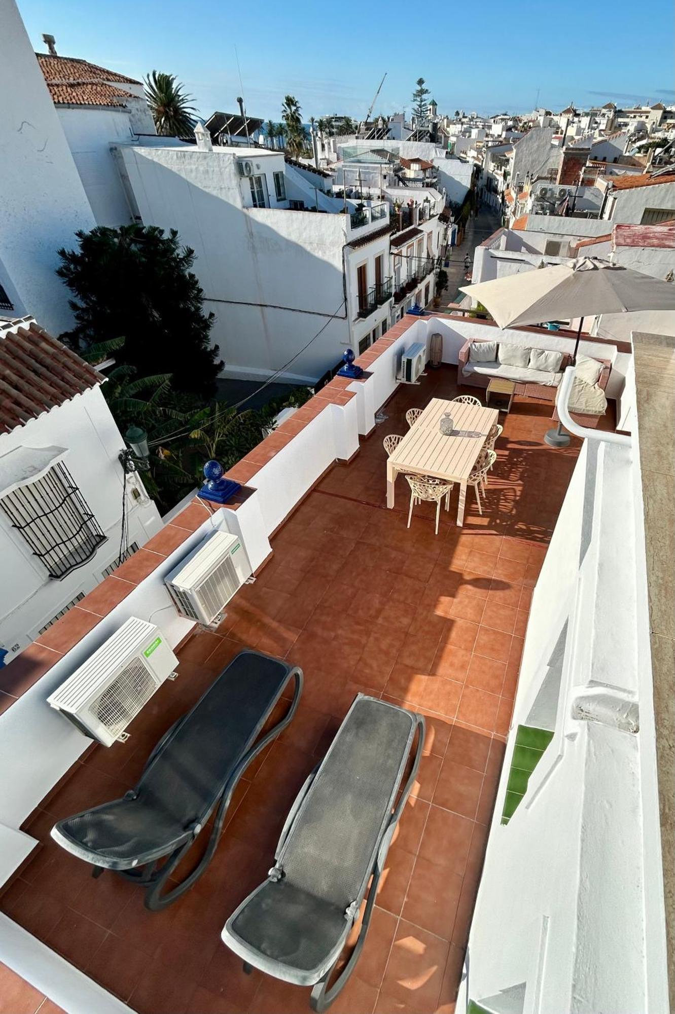 Numali Apartamento Nerja Bagian luar foto
